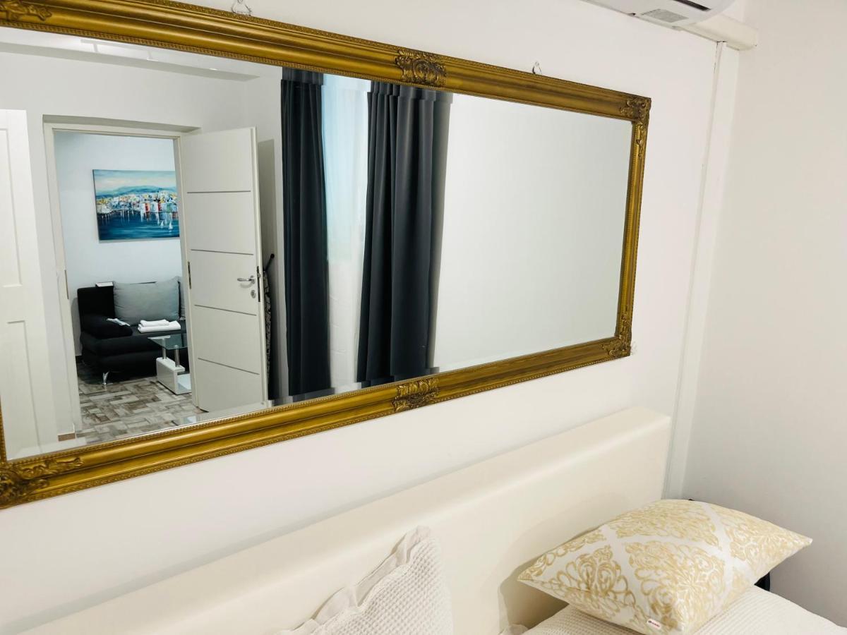 Apartment Stari Dvor Kaštela 外观 照片