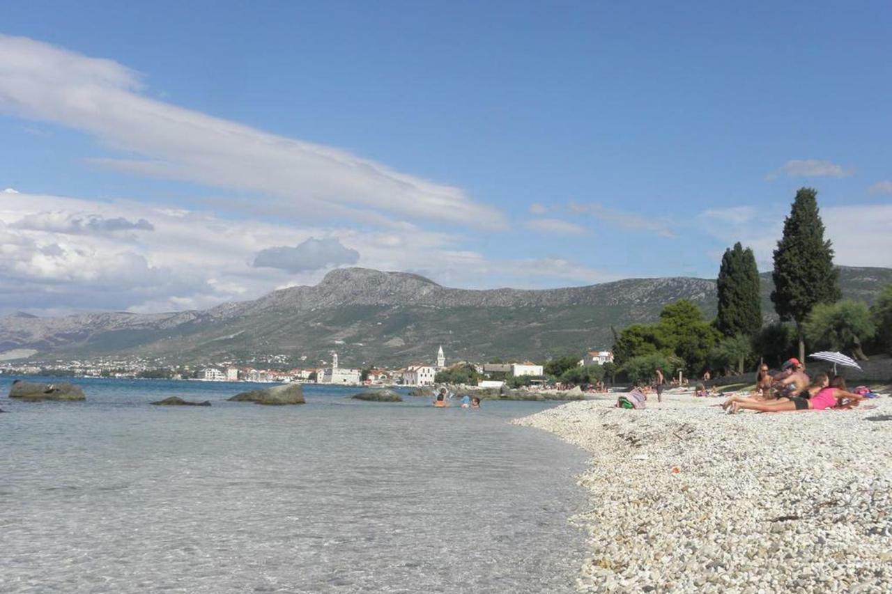 Apartment Stari Dvor Kaštela 外观 照片