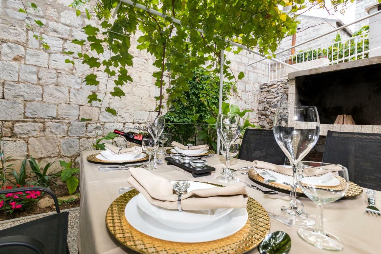 Apartment Stari Dvor Kaštela 外观 照片