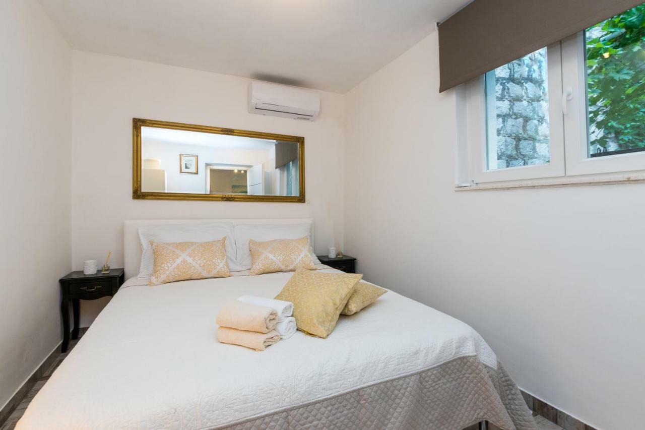 Apartment Stari Dvor Kaštela 外观 照片