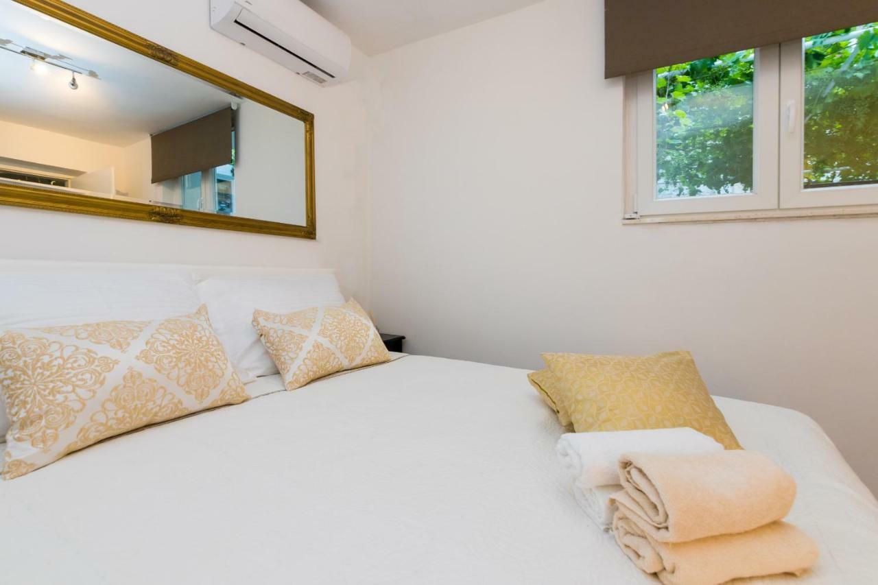 Apartment Stari Dvor Kaštela 外观 照片